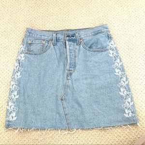 Levi’s denim skirt